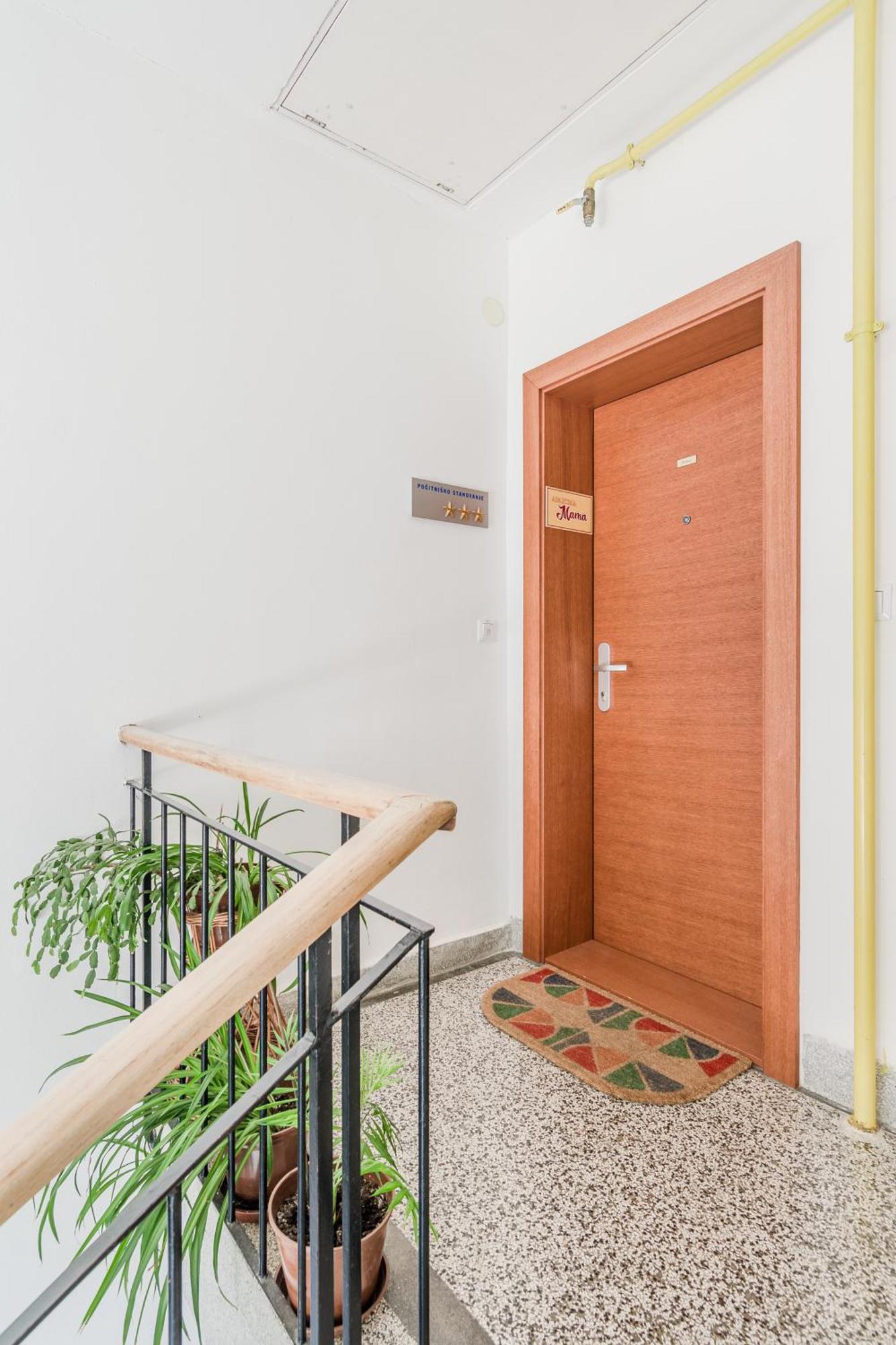Apartma Mama Бовец Экстерьер фото