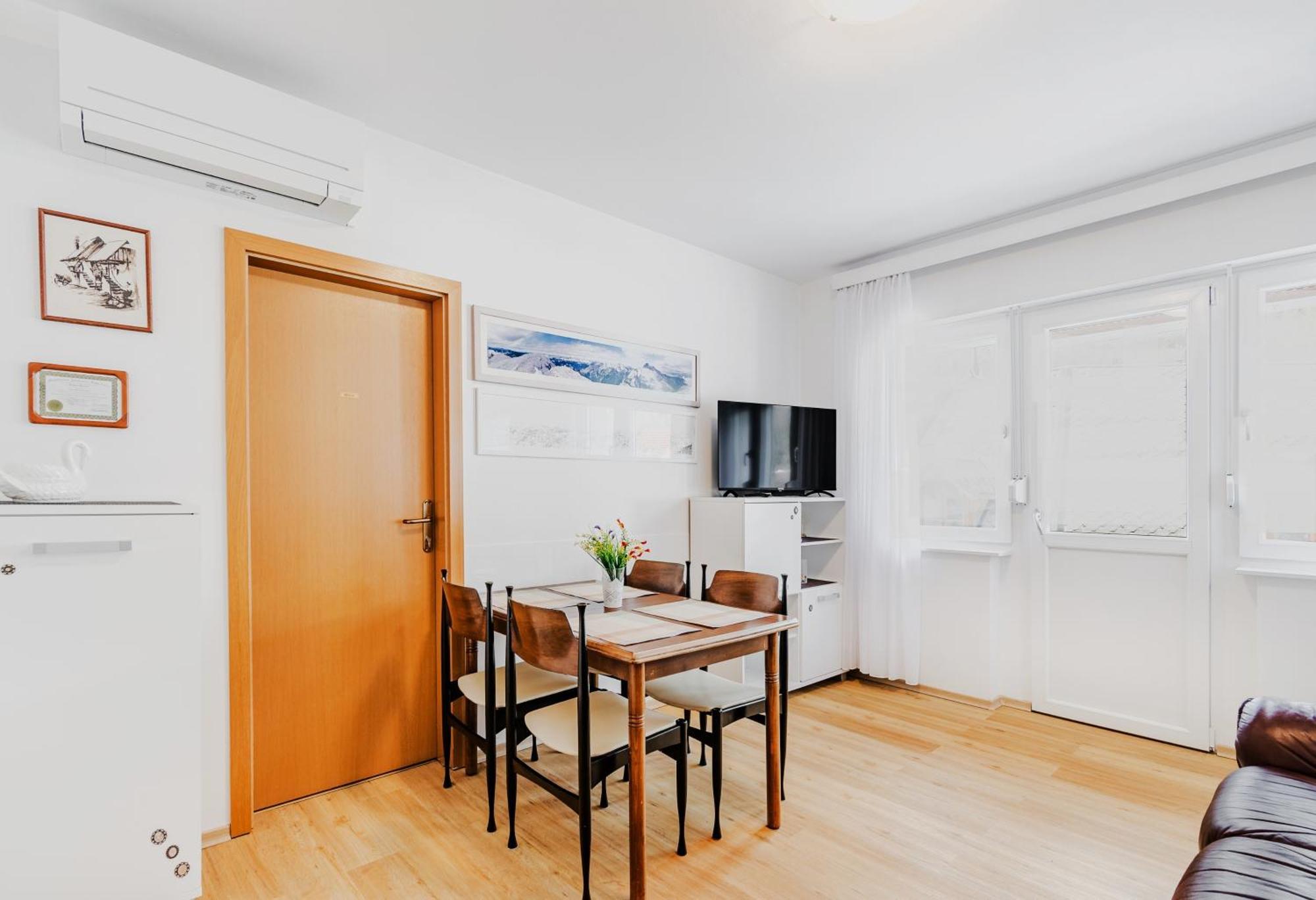 Apartma Mama Бовец Экстерьер фото